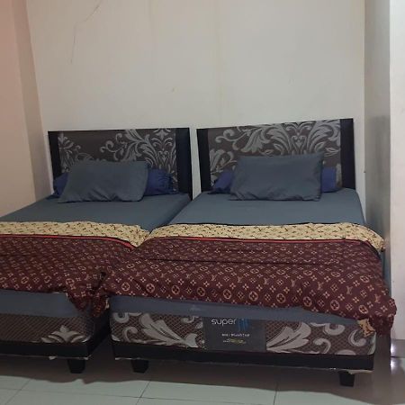 Wisma Reza Palopo Motel Bagian luar foto