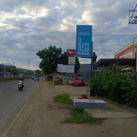 Wisma Reza Palopo Motel Bagian luar foto