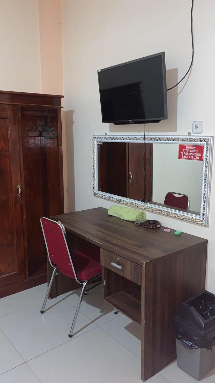 Wisma Reza Palopo Motel Bagian luar foto