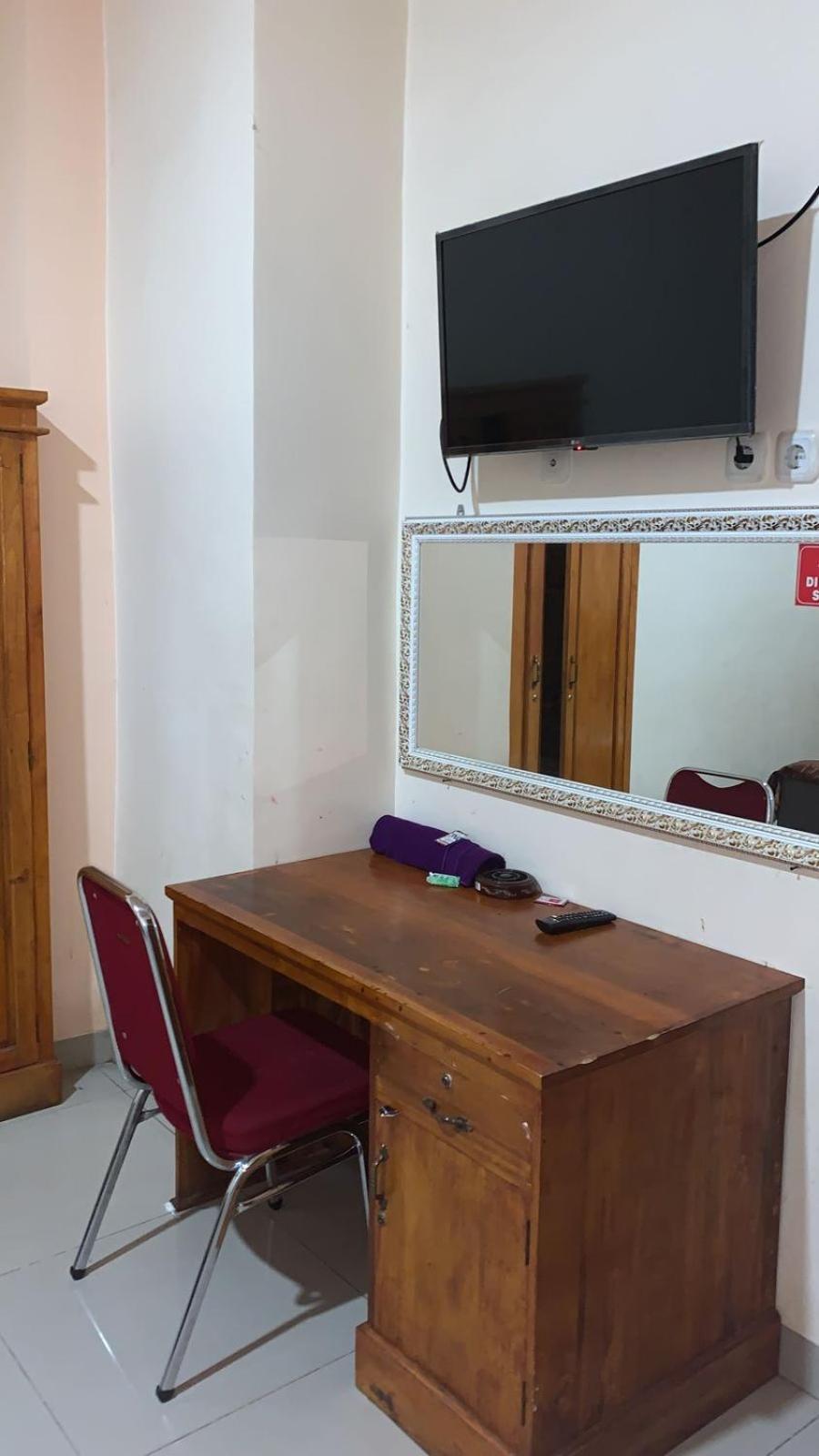 Wisma Reza Palopo Motel Bagian luar foto